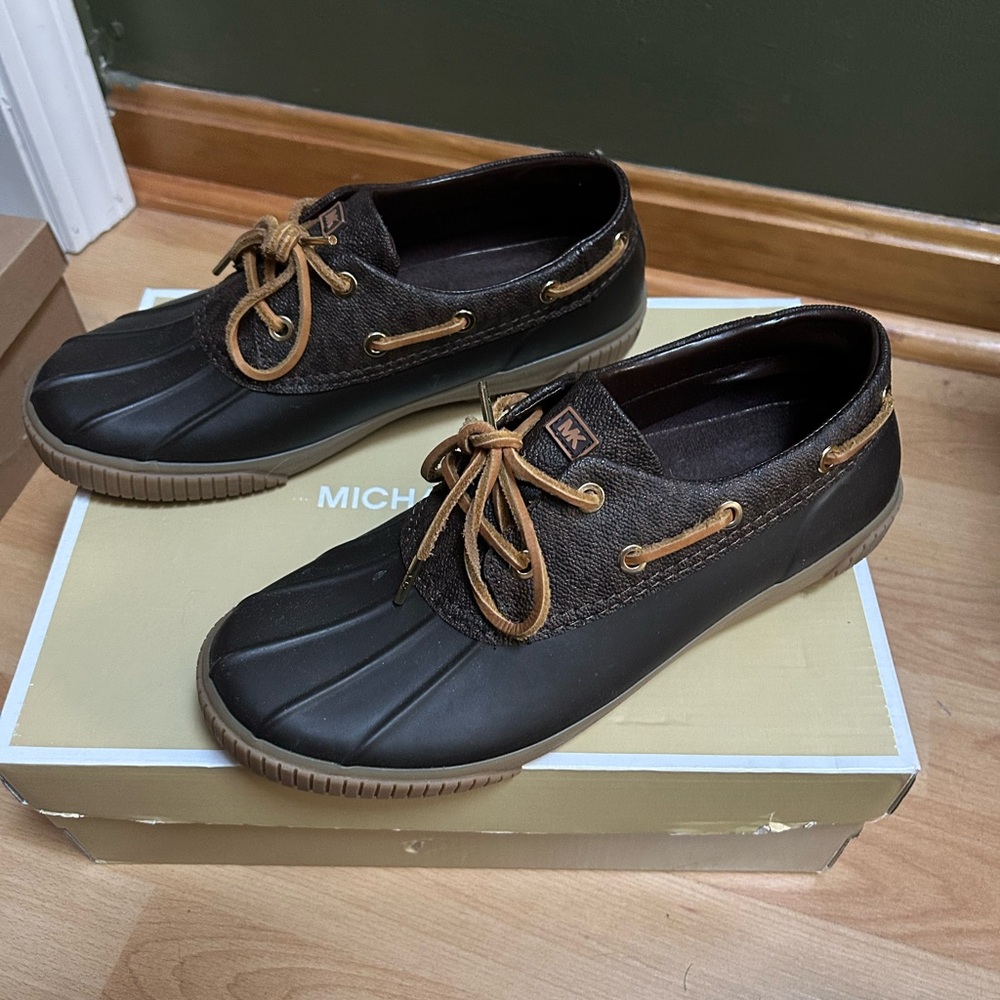 Michael Kors Women’s Tan and Brown Shoes